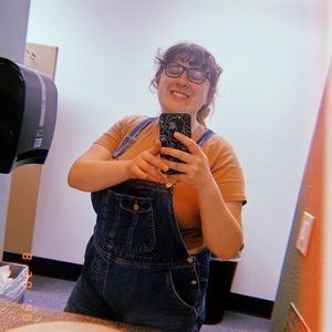 Meet your Posher, Amanda